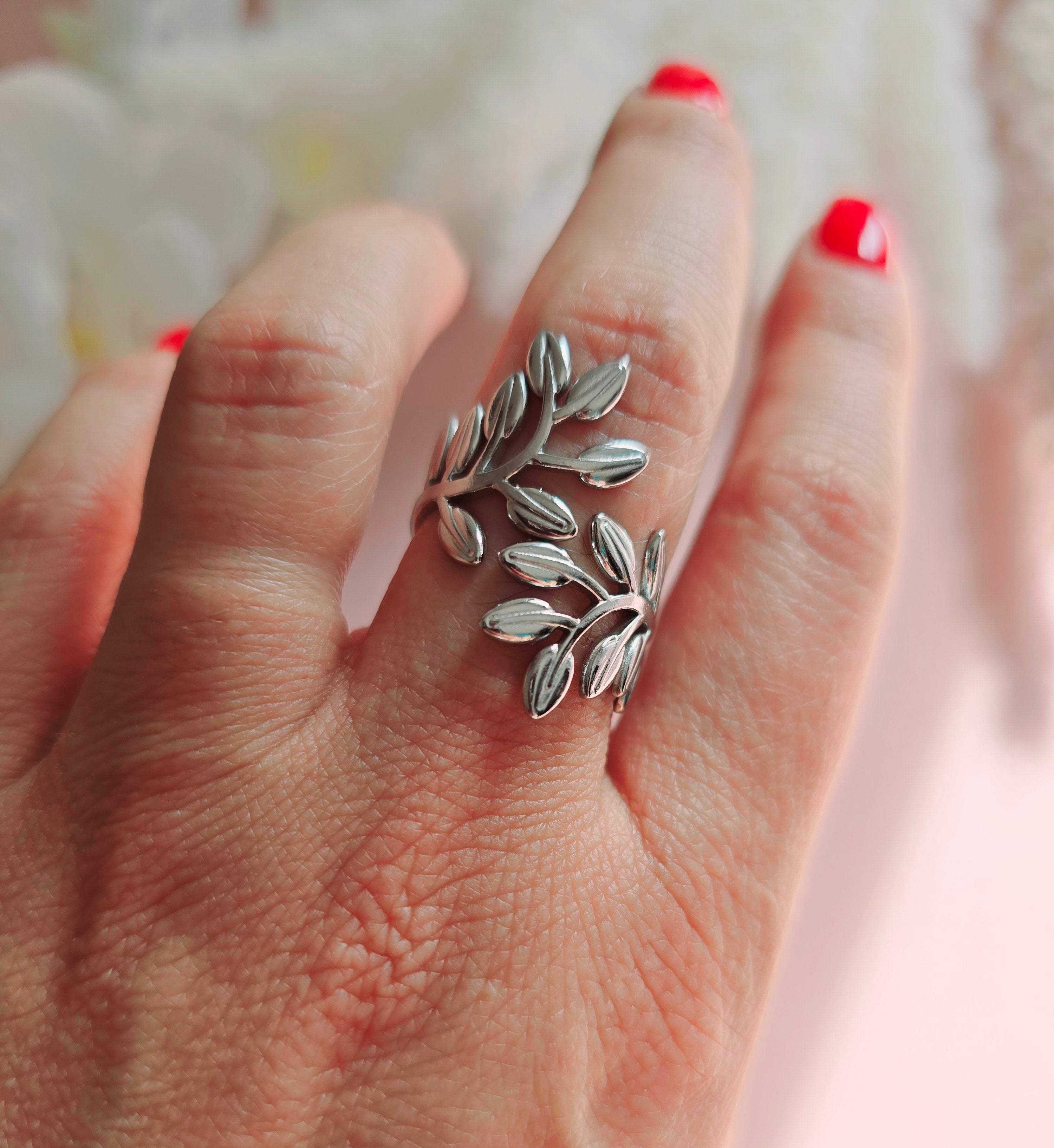 Silver Leaf Ring