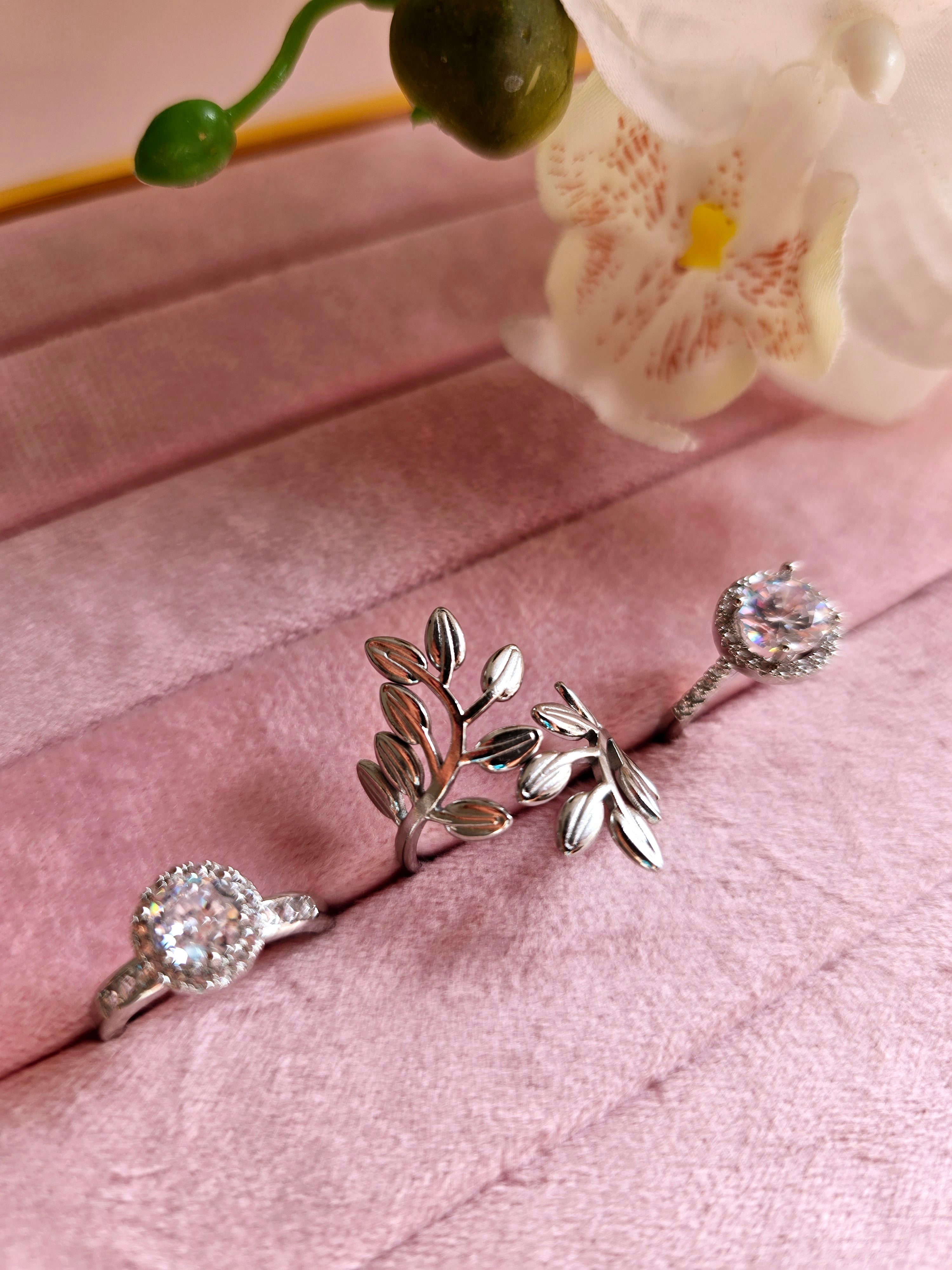 Silver Leaf Ring