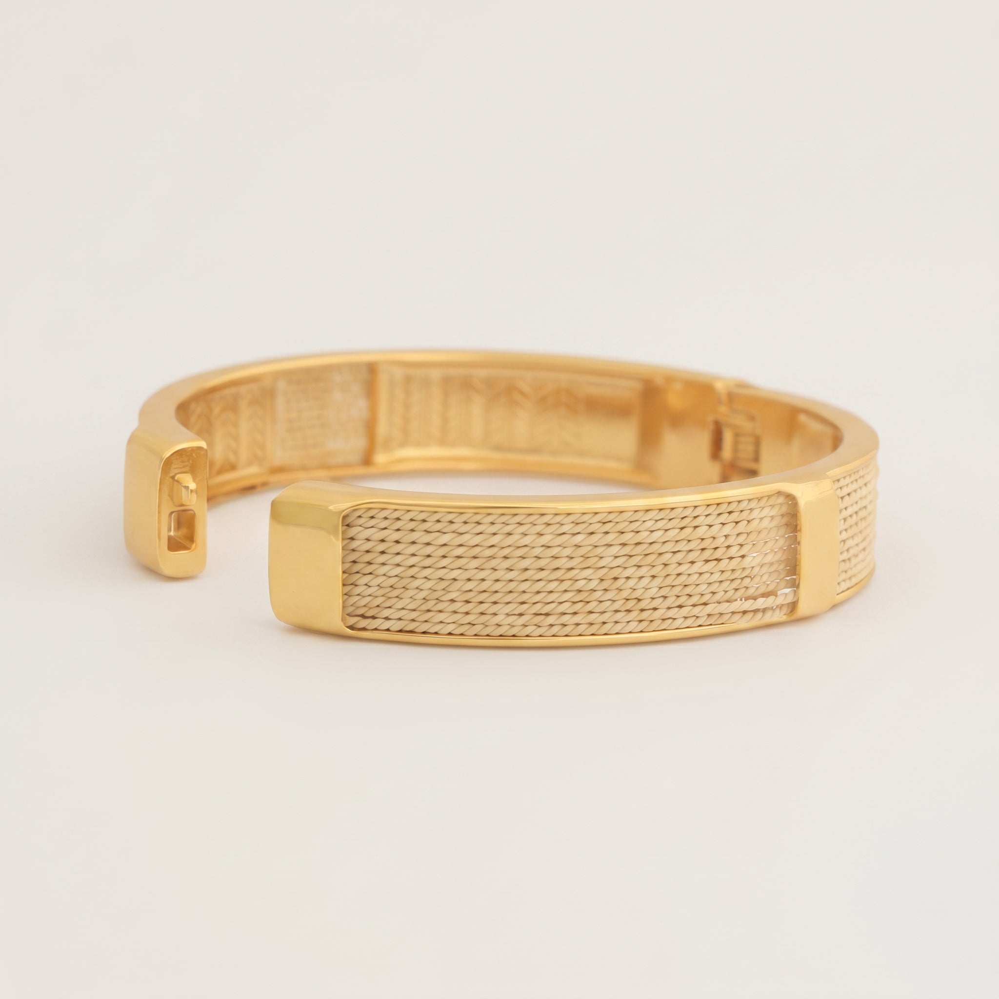 Purplee Store Buriti Aveline Statement Bracelet | Exotic Vegan Silk