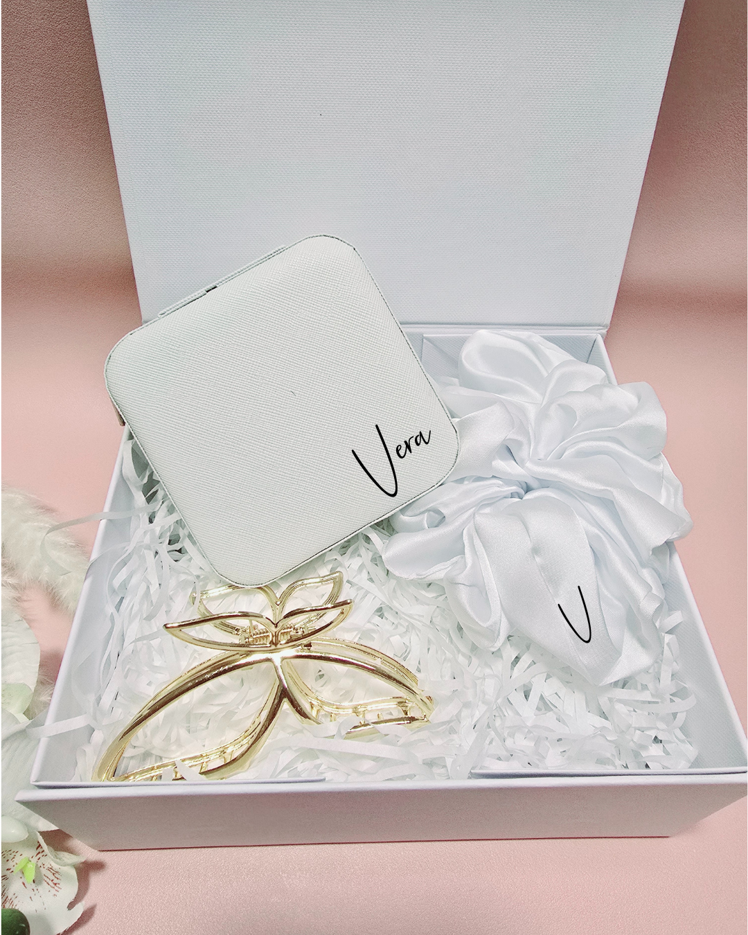 Purplee Box Paris-White