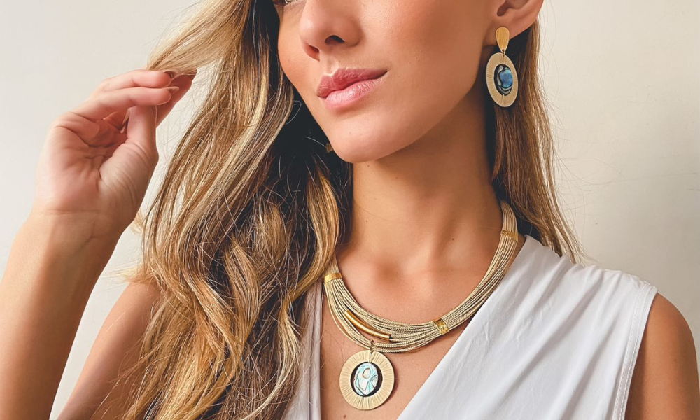 Eco-joyas sostenibles de burití y piedras naturales hechas a mano, diseño exclusivo de Purplêe Store