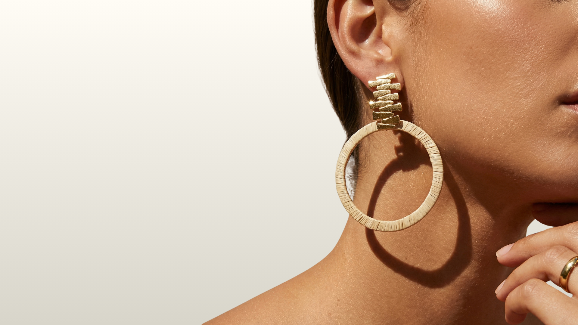 Handcrafted Buriti eco-jewelry made with Brazil’s golden fiber and artisanal techniques | Purplee Store