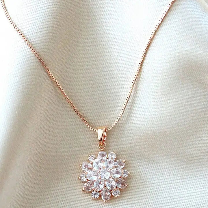 Alma Necklace – Timeless Minimalism-Purplee Store