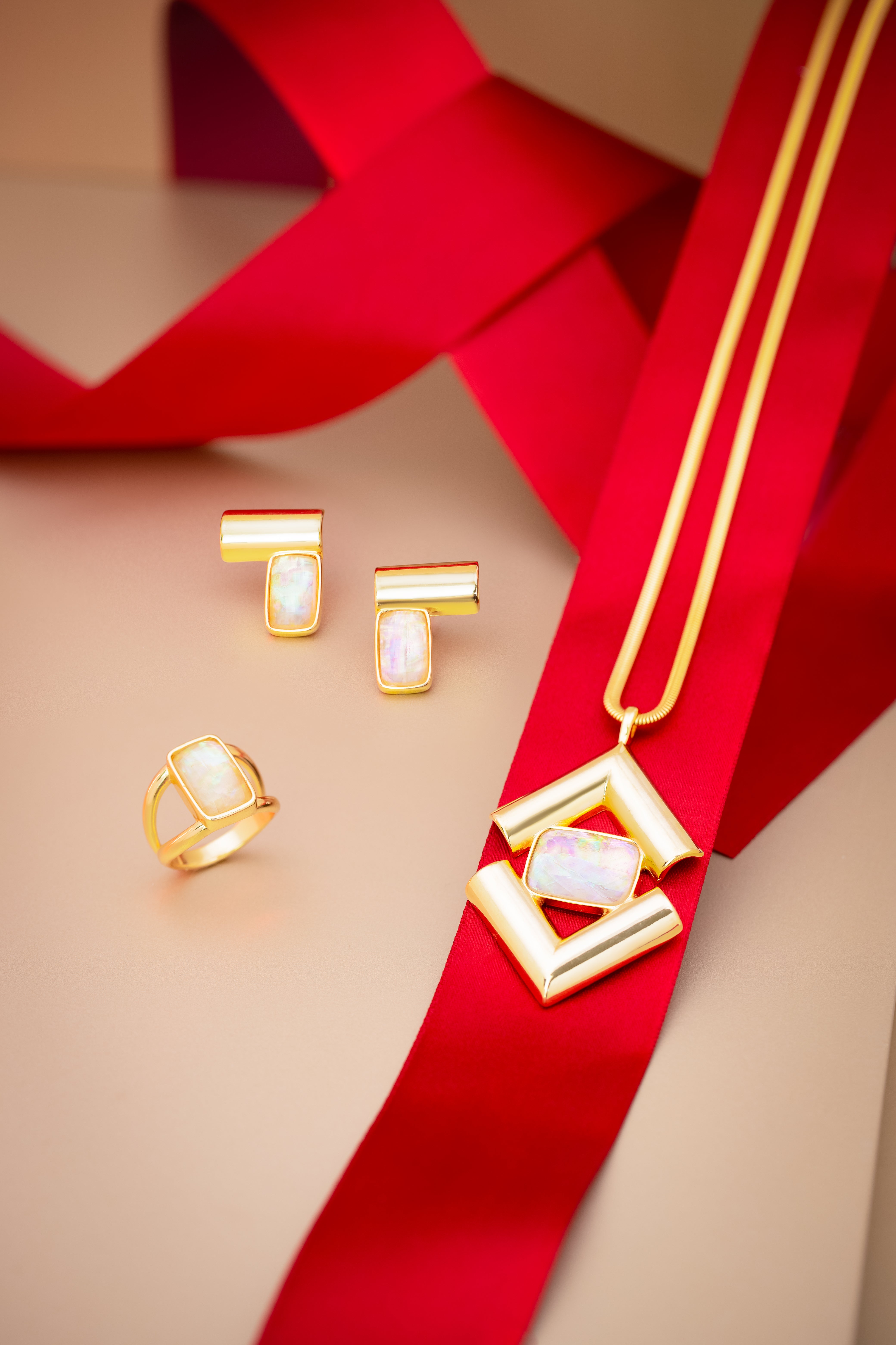 ICON Prism SET2 in 18k Gold & Opal of the Sea Purplee Store