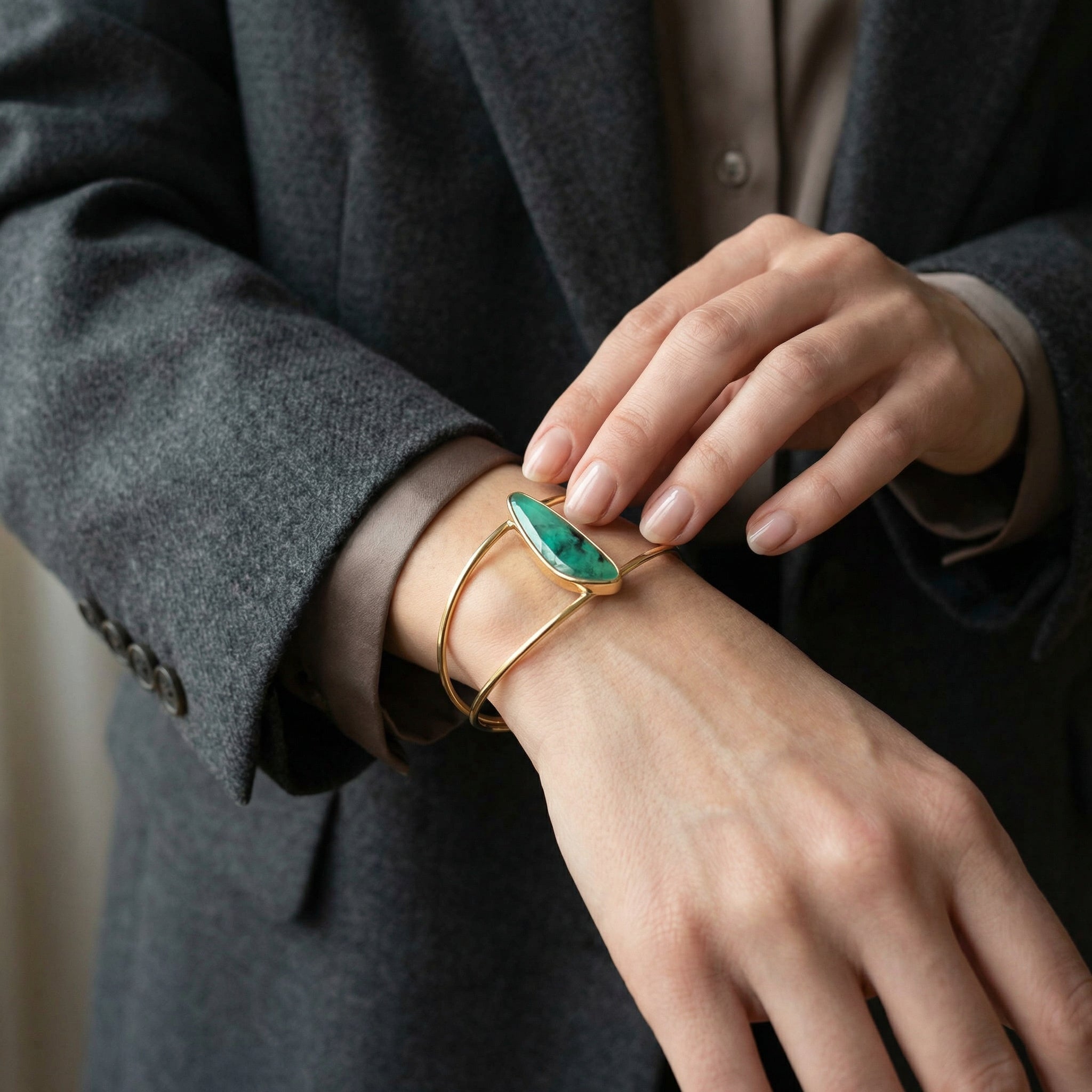 ELAN Emerald Sculptural Cuff – 24K Gold Multilayer Plated Eco - Luxury jewelry with genuine stones - Purplee Store