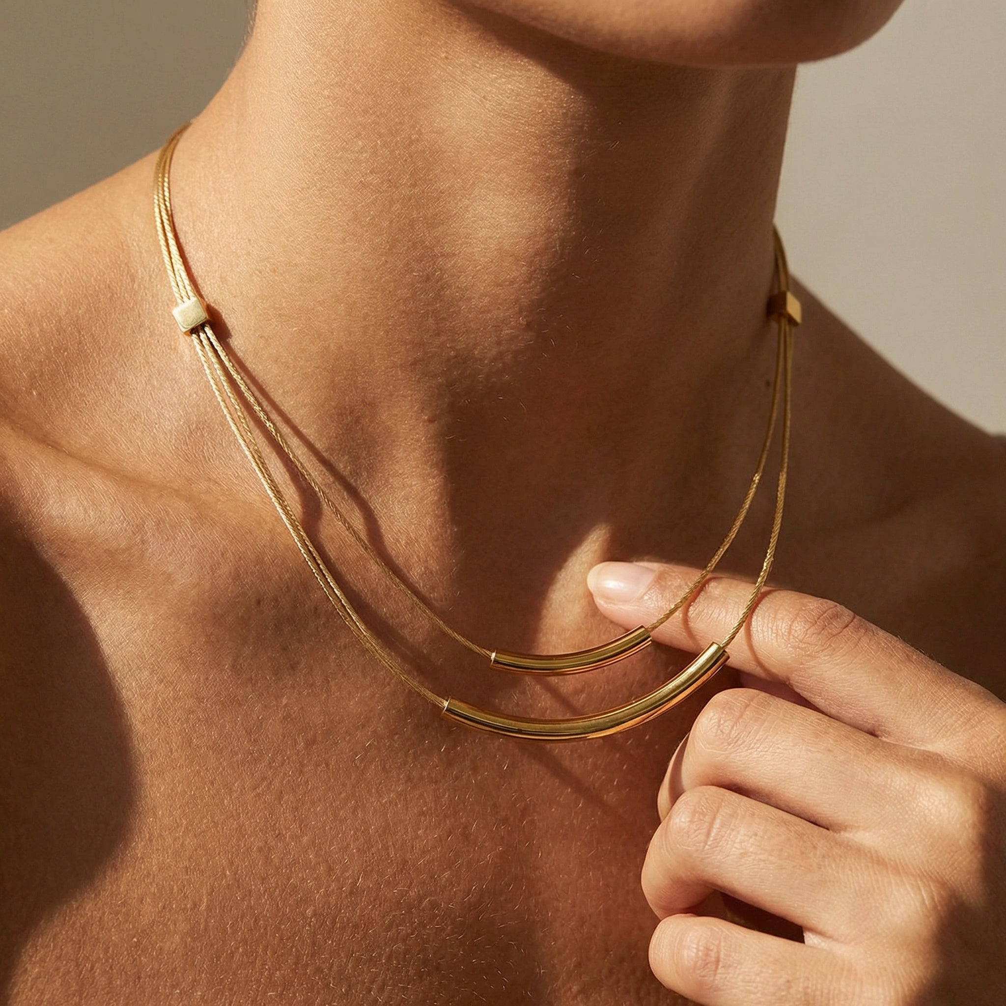 Handcrafted Buriti Minimalist Double - Layer Necklace with 18k Gold | Luxury handcrafted jewelry with natural materials and genuine stones - Purplee Store