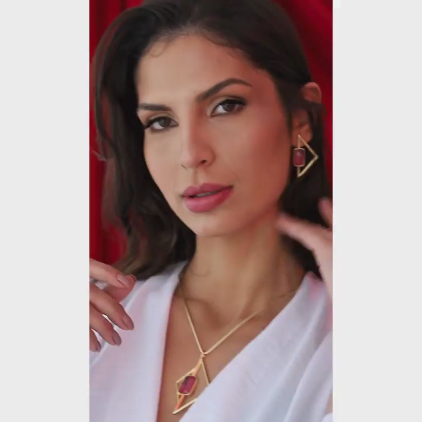 VIDEO Model using an ICON Vertex SET Purplee Store 